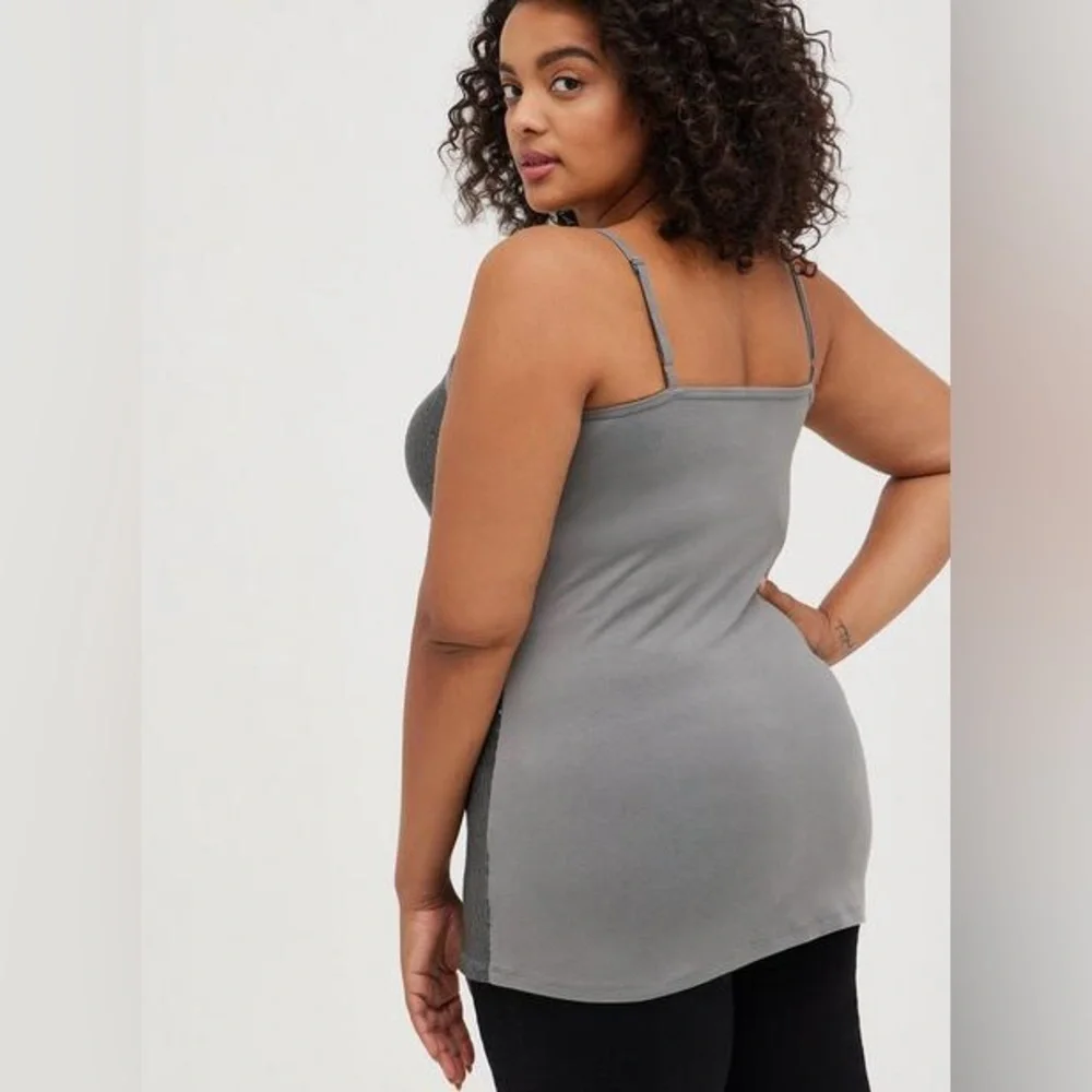 Torrid Sequin Front Foxy Cami in Green Size 1/14-16 Plus Size Fit. - Picture 2 of 12